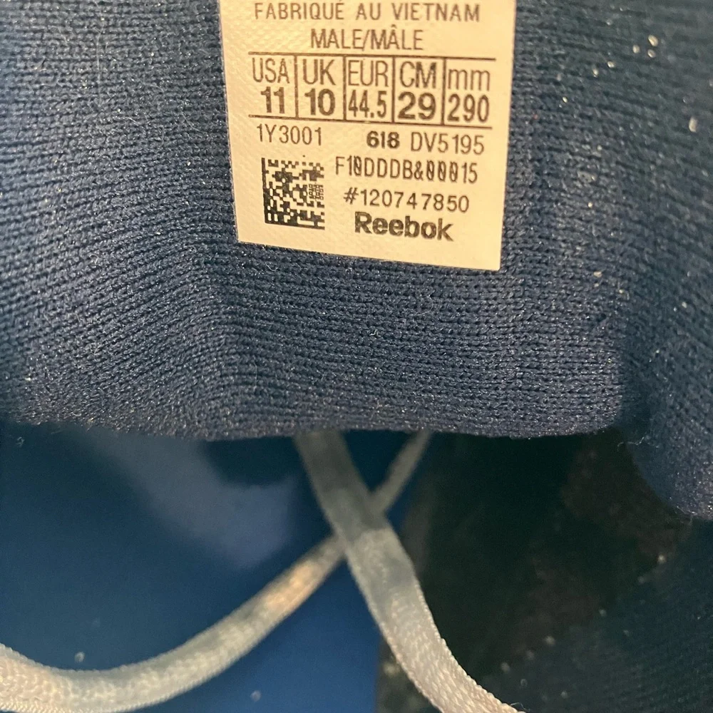 Mens Reebok Size 11 - Picture 3 of 3